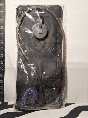 NWT Vibedration Hydration Bladder - 2.0 Liter, Black, NEW